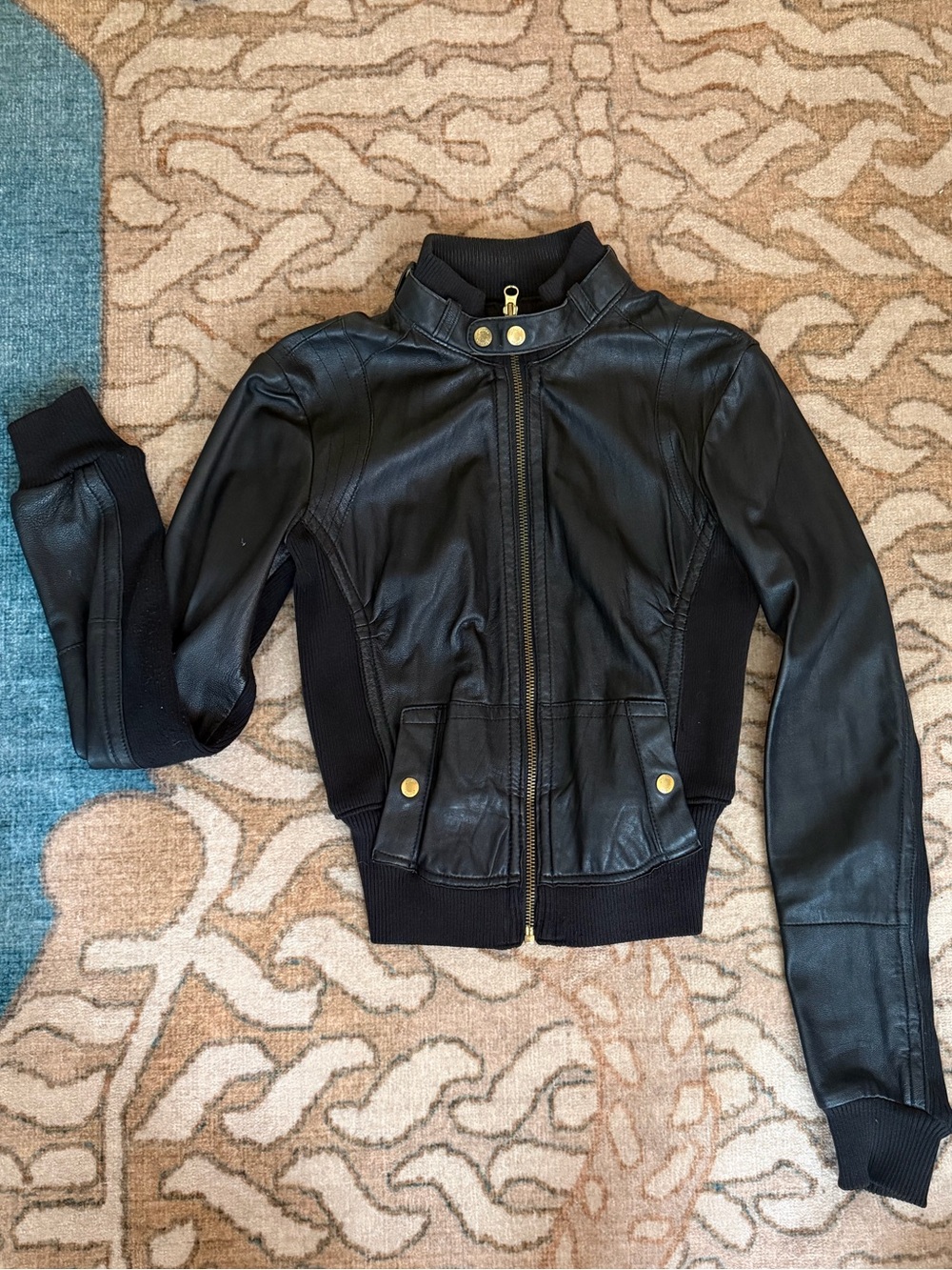 Vintage Guess lamb leather bomber - size M (fits small)